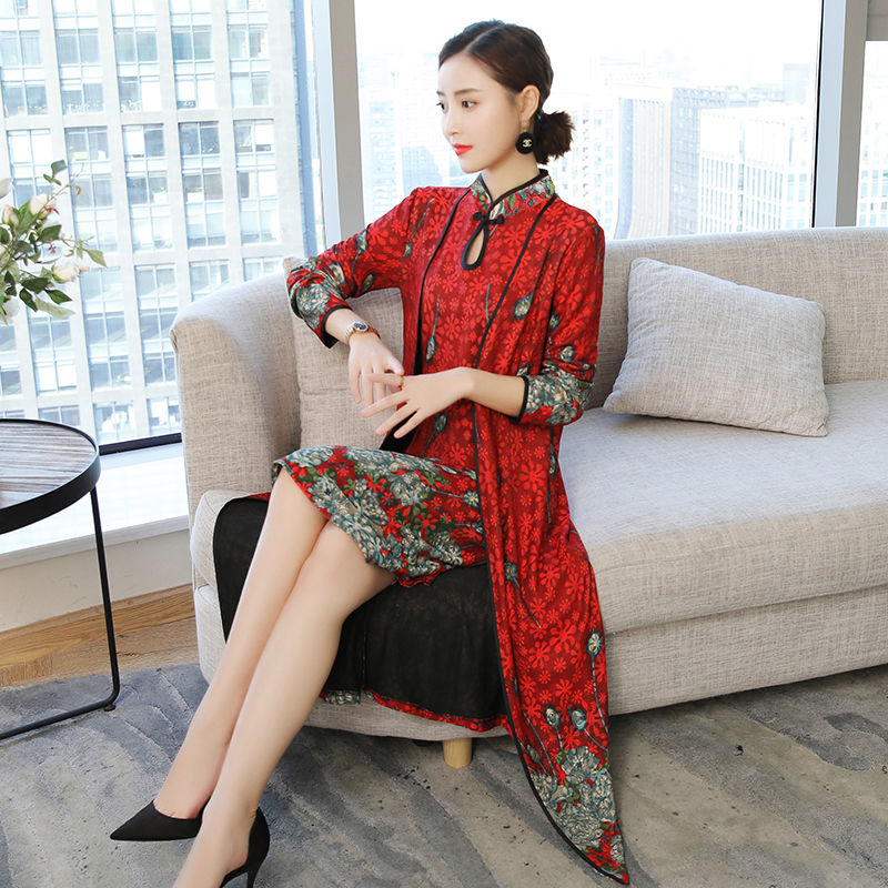 我滴妈呀!这秋款旗袍裙，一款比一款美，四五十岁妈妈非要买2件