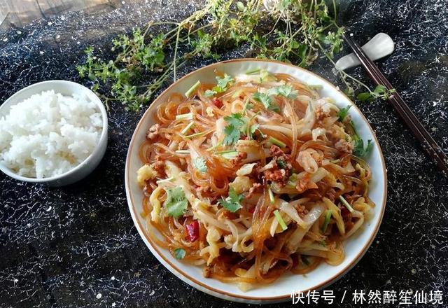 『虾仁』美食推荐:土豆炖牛肉,香辣虾仁,肉末炒粉条,香菠糖醋里脊