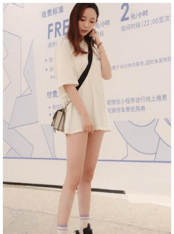  #气质#穿这双卡脚鞋神仙气质？越变越美的小姐姐怎么选择？