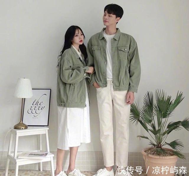  色休闲裤■热恋期情侣这样穿“早春情侣装”，出街刷爆回头率，甜炸了！