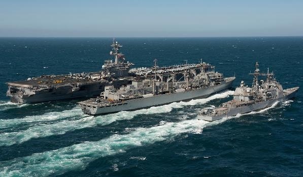 故技重施?美国一神秘军舰驶入波斯湾,伊朗:一
