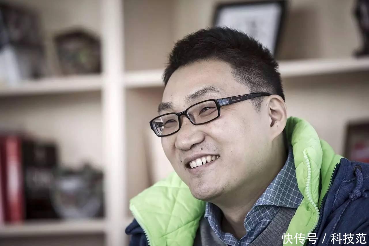 拼多多黄峥:创业者要胸无大志,慢即是快