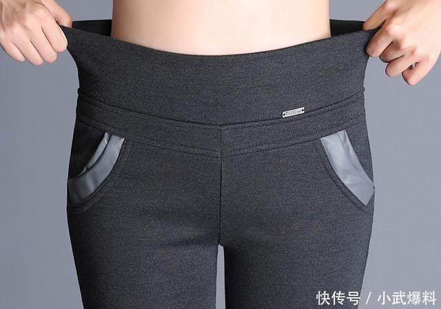 放弃牛仔裤吧，最流行的几款打底裤，简直就是遮粗腿的“利器”