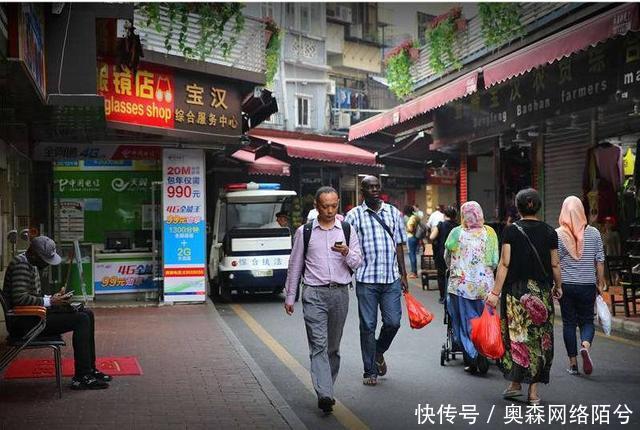 远赴广州的非洲黑人都是靠什么生存倒卖早已司空见惯