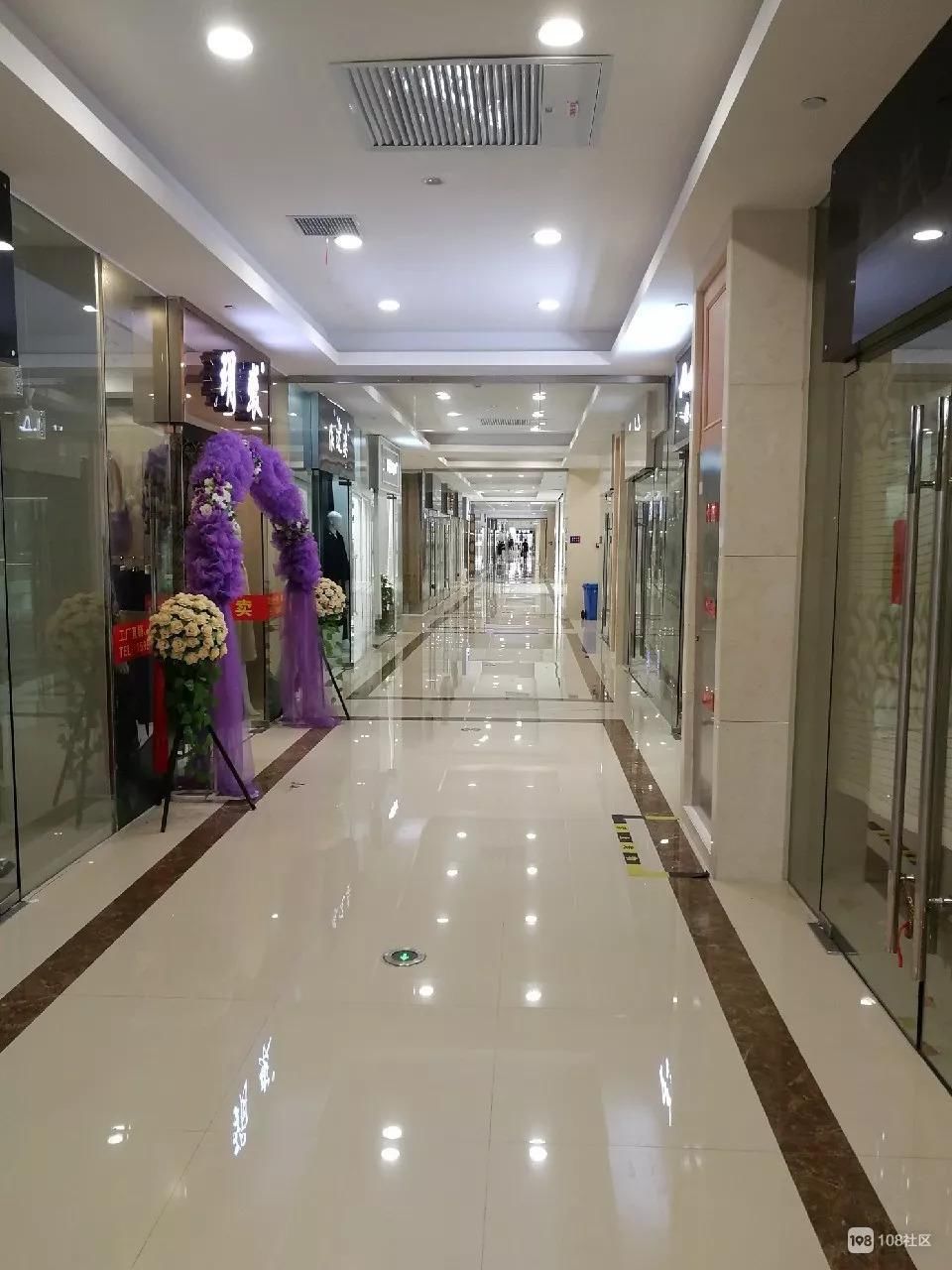 即将衰败?海宁皮革城如今竟空空如也，是传说中的“鬼城”?