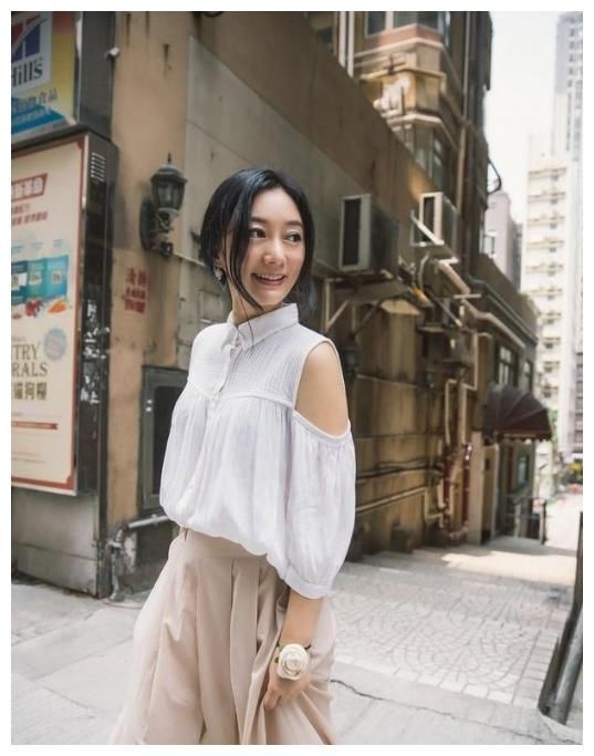 街拍：图1身材紧致，图3青春活力，图8白皙美丽