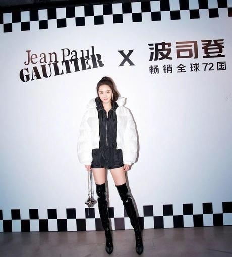  系腰带：今年冬天小个子千万不要这样穿衣服，太显高啦！