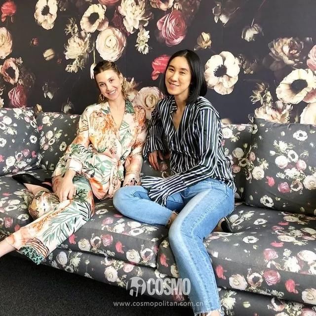 时髦办｜Eva Chen这个时髦精，夏天最爱还是衬衫+牛仔（和我一样