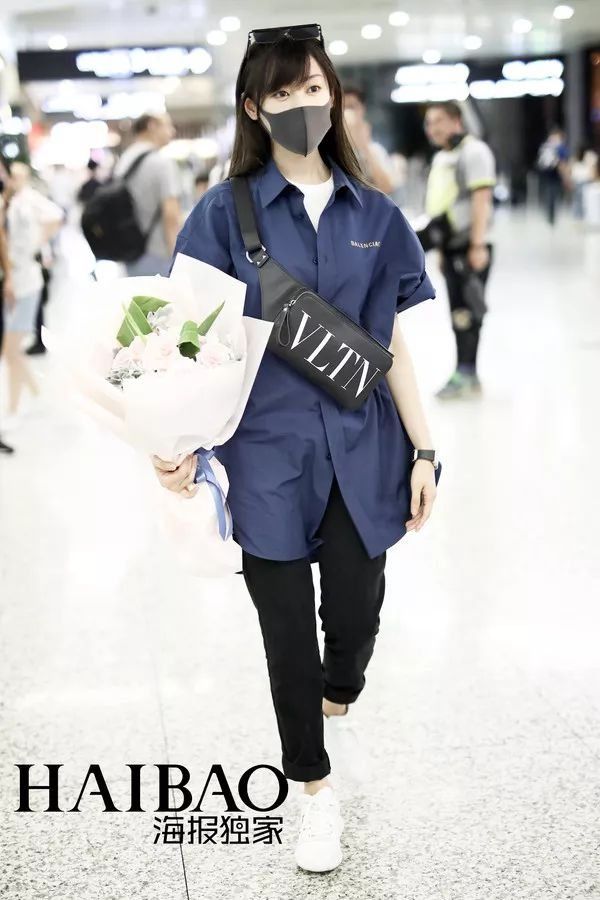 朱亚文女儿这么可爱!关晓彤鹿晗都见过家长了?【海报街拍】