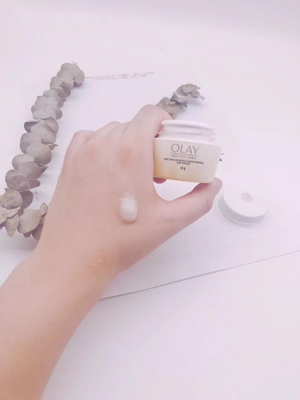 推广 | 清爽减龄还好穿，这件白衬衫不简单