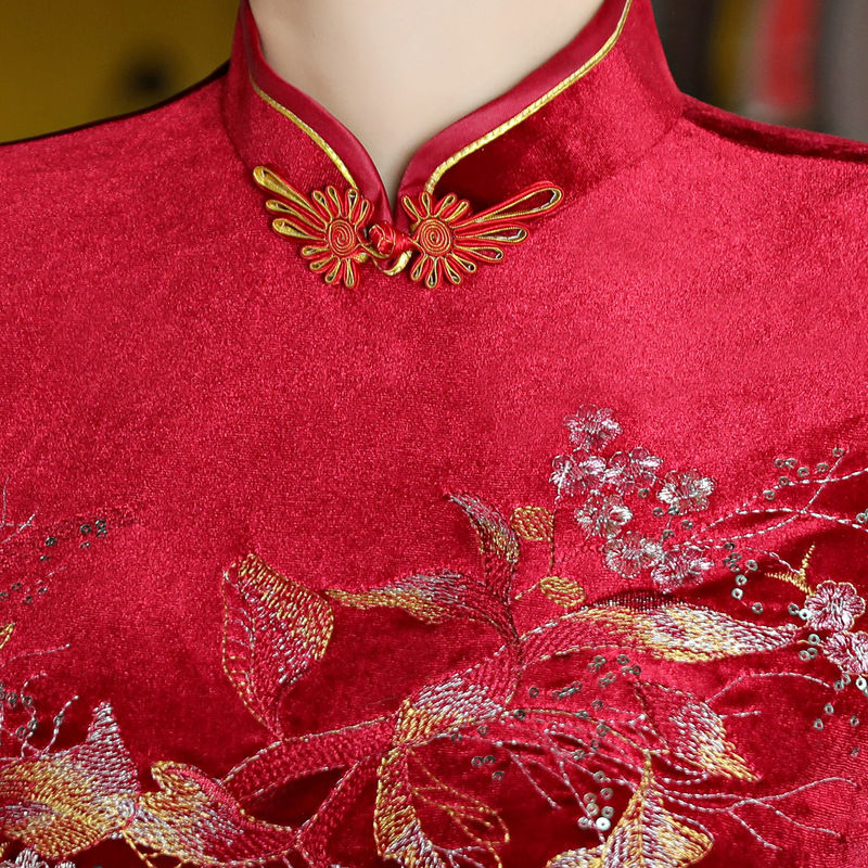 我滴妈呀!这秋款旗袍裙，一款比一款美，四五十岁妈妈非要买2件