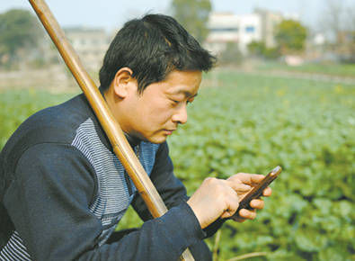  挣钱■农村收破手机的能挣钱吗？说了你可能不信，有人做2年就买