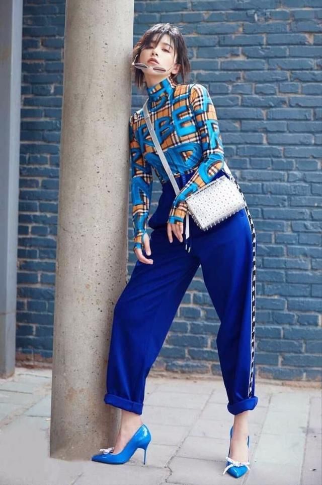 阚清子这是要换风格吗？短发的她轻松驾驭帅气穿搭，又酷又美！