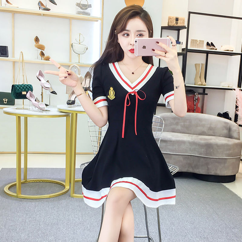 女神脱掉丝袜穿包臀裙照样迷人，看看下图，是不是很美?