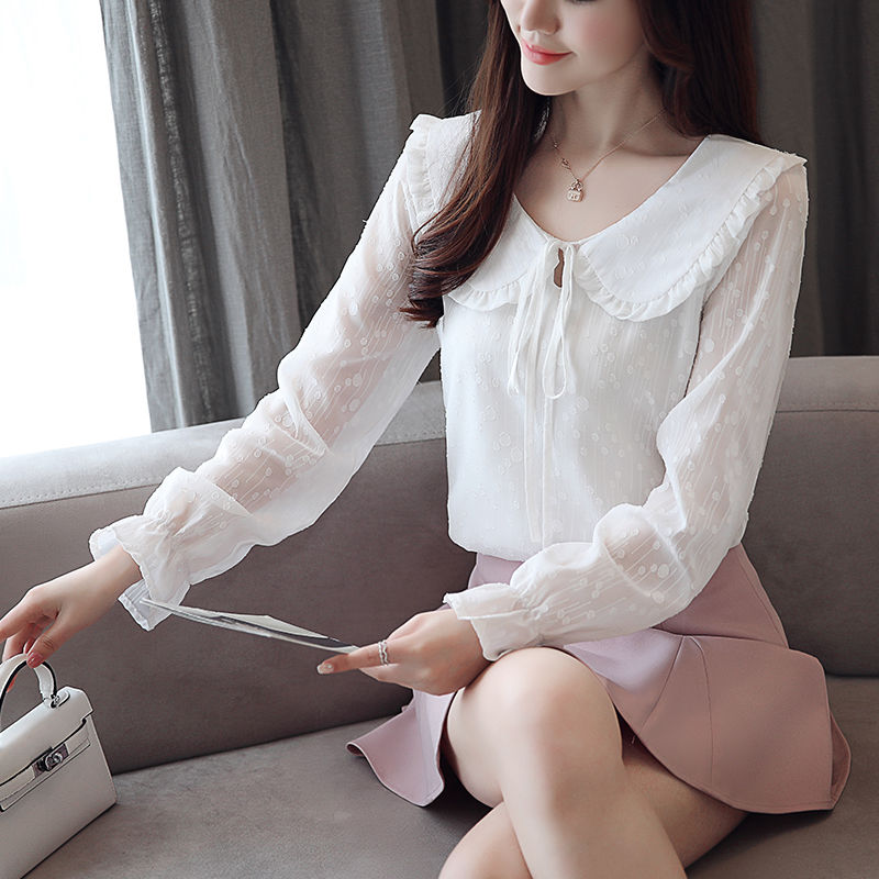 才知道，聪明女人早就不穿连衣裙了，如今流行“镂空衫”，真诱人