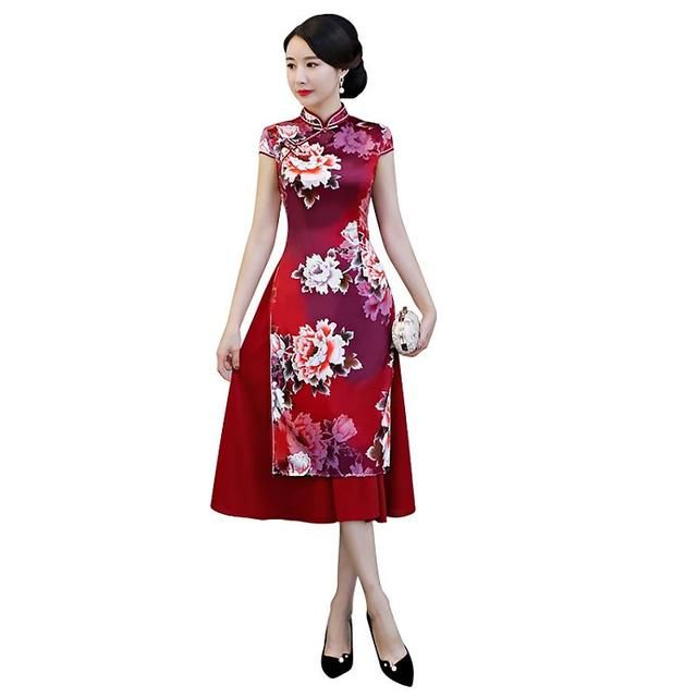 女子还是穿旗袍才美，不媚不俗，超有韵味儿！