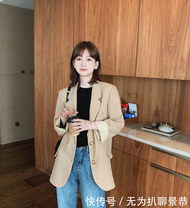力比较低的女人:判断你是“高级”还是“俗气”型穿搭,区分这四点,就懂怎么穿了