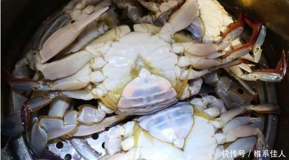  『特别』老火夫教你这样蒸螃蟹，不流黄、不掉腿、肉质鲜嫩还不腥，收藏吧