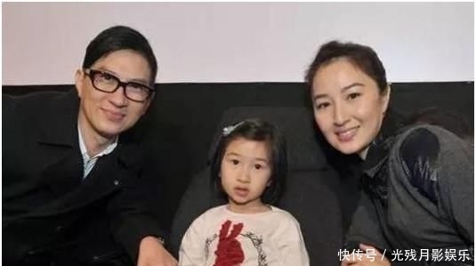 张家辉:张家辉:这辈子最大的收获,就是自己的老婆关咏荷