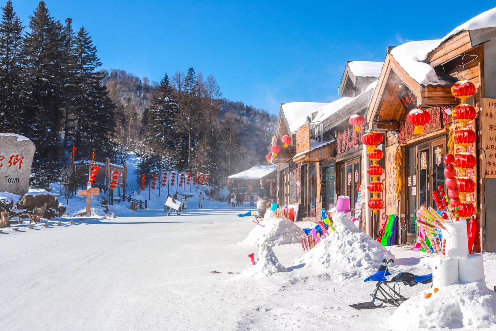 国内三个曾经最骄傲的旅游城市，如今两个在坚持，另一个跌下神坛