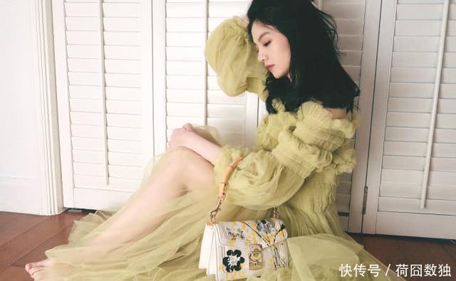 [春夏]春夏穿淡黄色纱裙拍写真，温柔气质太可人，透视薄纱秀美腿