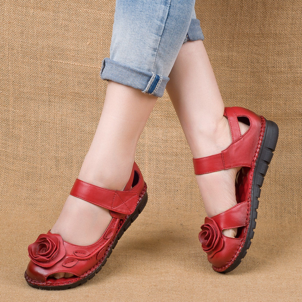 聪明妈妈立秋后都不穿高跟鞋了，都穿这些“棉花鞋”，时髦不累脚