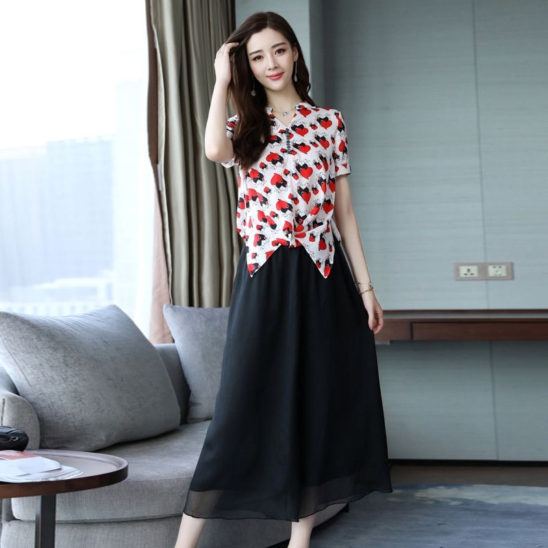 女人三十不做豆腐渣，多穿这样的减龄七分裤套装，想不嫩都不可能