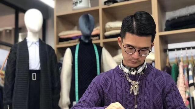  创业|城市领高薪的农村大学生，回乡创业“织毛衣”，直播里突然