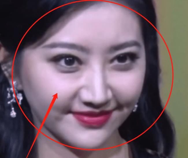  滤镜：景甜无滤镜生图被疯传，当看到照片那一刻，这有点不敢信啊！