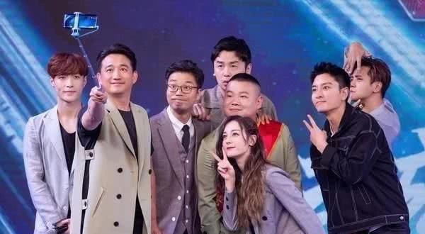  挑战■《极限挑战》失去灵魂？男人帮凑不齐热巴退出，肖战又陷入争议期