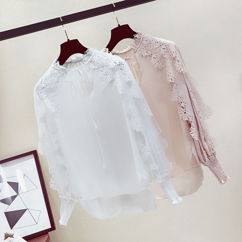 刚刚发现一种女衫，叫:“女神衫”，搭小脚裤穿，连背影都美上天