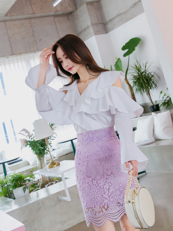 女神孙允珠，紫杉卷簇拉美绣纹交错雪纺裙