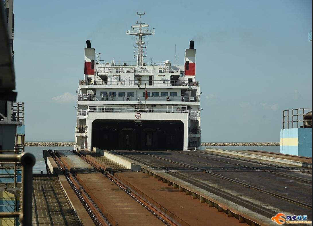 坐火车去海南，看看火车是怎么漂洋过海的!