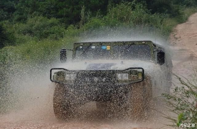  『越野车』全球最硬核的越野车究竟有多硬？