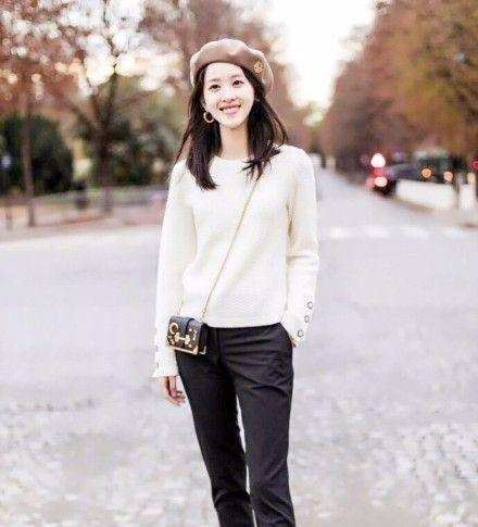 章泽天镜里镜外判若两人, 网友称之, 被打回了原形!