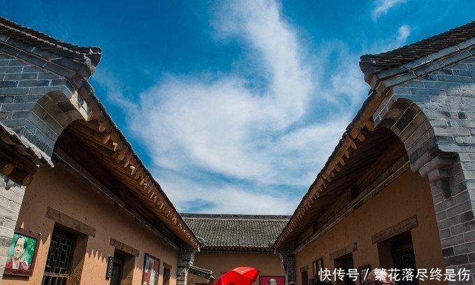 中国又出现一个最坑5A景区，一瓶水涨到10元，一碗面卖到30元