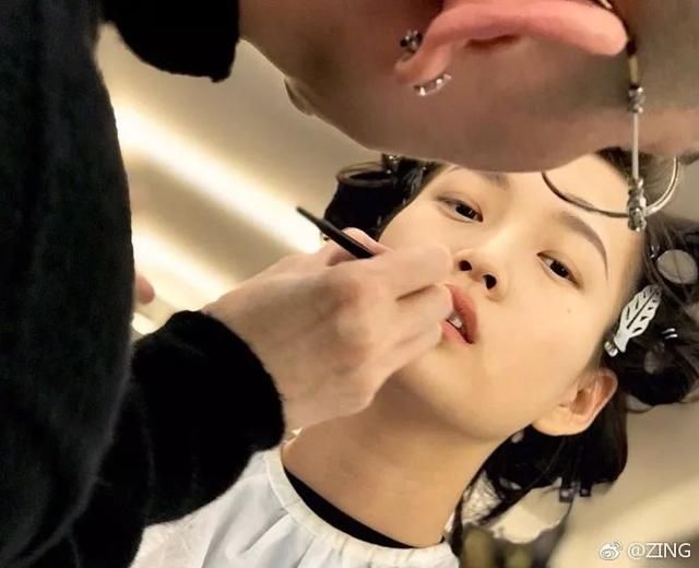 20年为什么王菲只钟情这款唇色？化妆师道出机密……