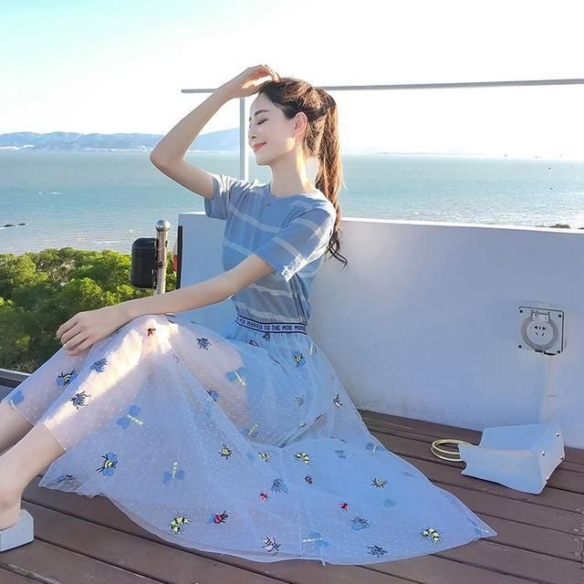 小个子女生夏日这样去搭配，不仅仅是显高，轻松穿出时尚的味道！