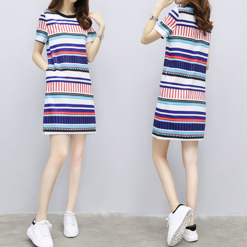 又上市一种“流氓裙”，遮肉显高，性感有女人味，贼适合矮个子