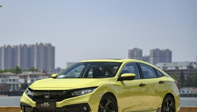  5L自然吸气：福克斯、思域、菲斯塔这三款车该怎么选择？偏运动风格的家用车
