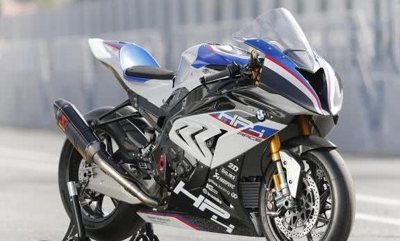 HP4 RACE,这是你能买到的最强宝马赛道版机