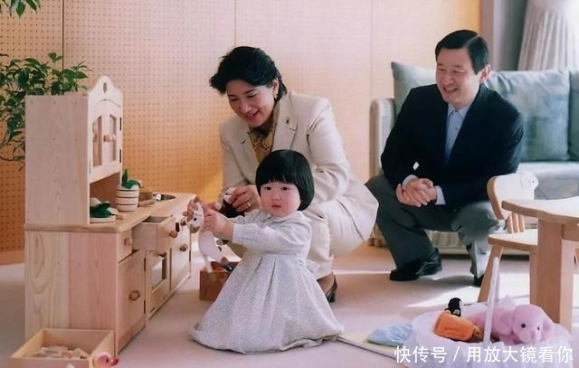  『美智子皇后』从外交官到皇后，雅子皇后的无奈和重生给了我们多少启示