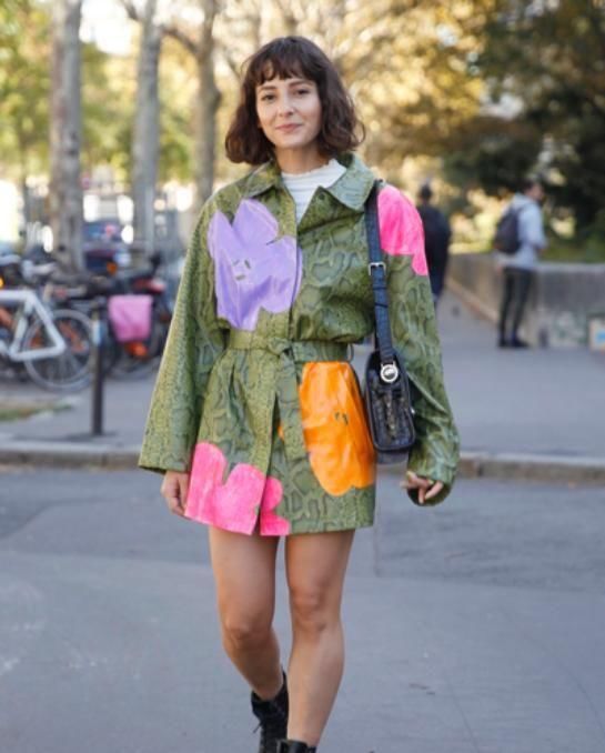  「风衣」春季风衣新穿法，变成裙装款式简约更百搭，穿上遮肉显瘦又时髦