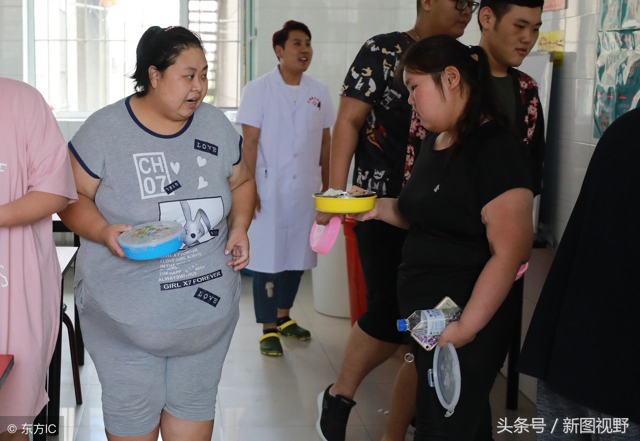 女子体重380斤，为生孩子曾立遗嘱，现励志减肥照顾儿子