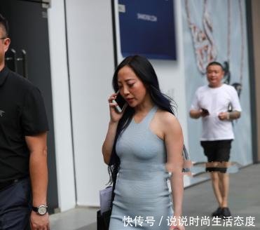 肚腩■摄影拍照忘记收一收小肚腩了