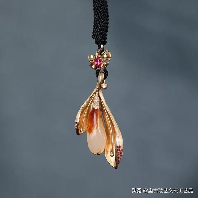  『作者』玉雕师为女神定制的花，总有一枝适合你