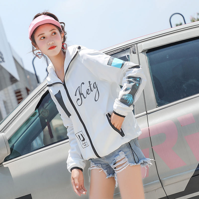 今年流行的秋装外套一款比一款好看，这十款秋装外套你都有了吗?