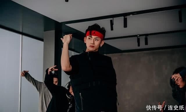 「针织」Jordan潮流运动单品,看起来酷帅时髦,穿上身凸显运动美学