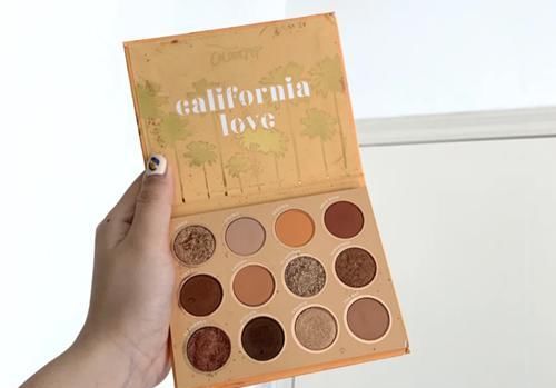  #Colourpop#Colourpop眼影盘推荐！珊瑚丛盘“斩男”，蜜桃盘原气，蝴蝶花盘烂漫