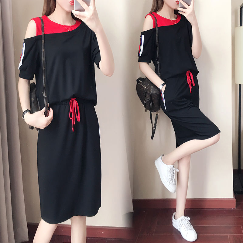 丰满的女人从不穿打底衫，上班穿包臀裙显性感身材，气质优雅